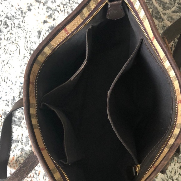 Authentic Burberry Bag - Picture 12 of 16